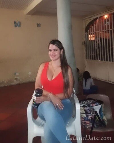 Alondra Camila Profile image 1