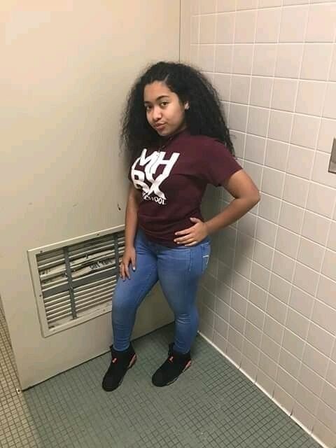 Blonde_Goddess01 Profile image 6