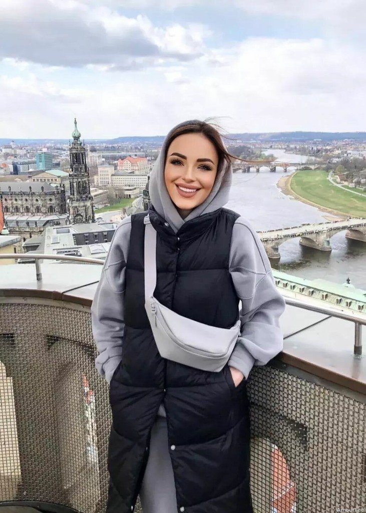 Alyona Profile image 4