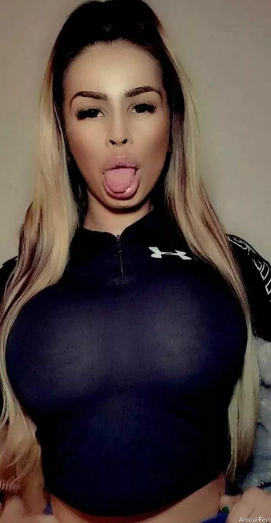 Anna Profile image 4