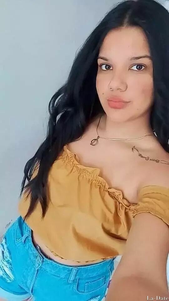 Anyelis, 23