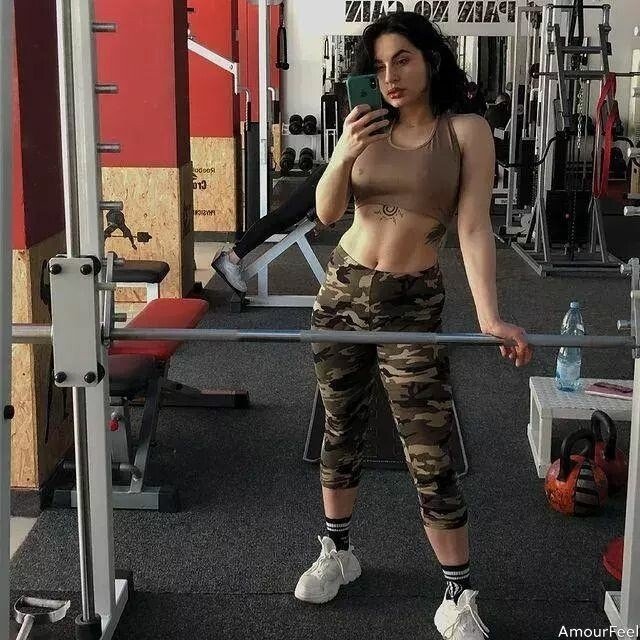 Hana Profile image 3