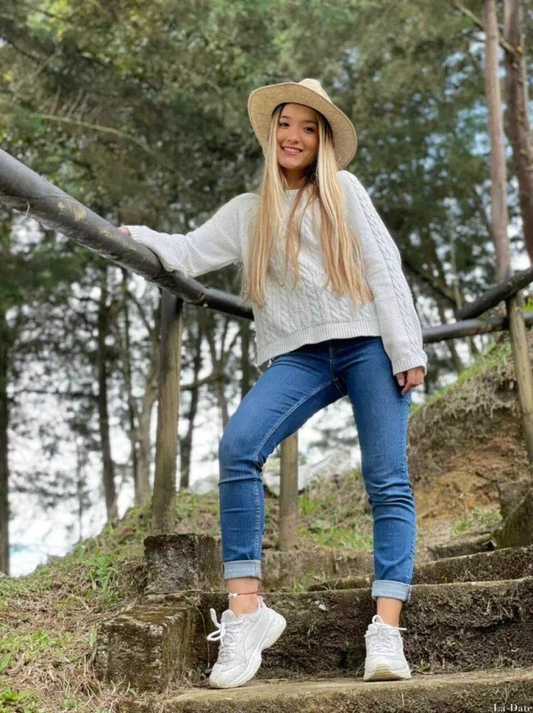 Lilit Profile image 3