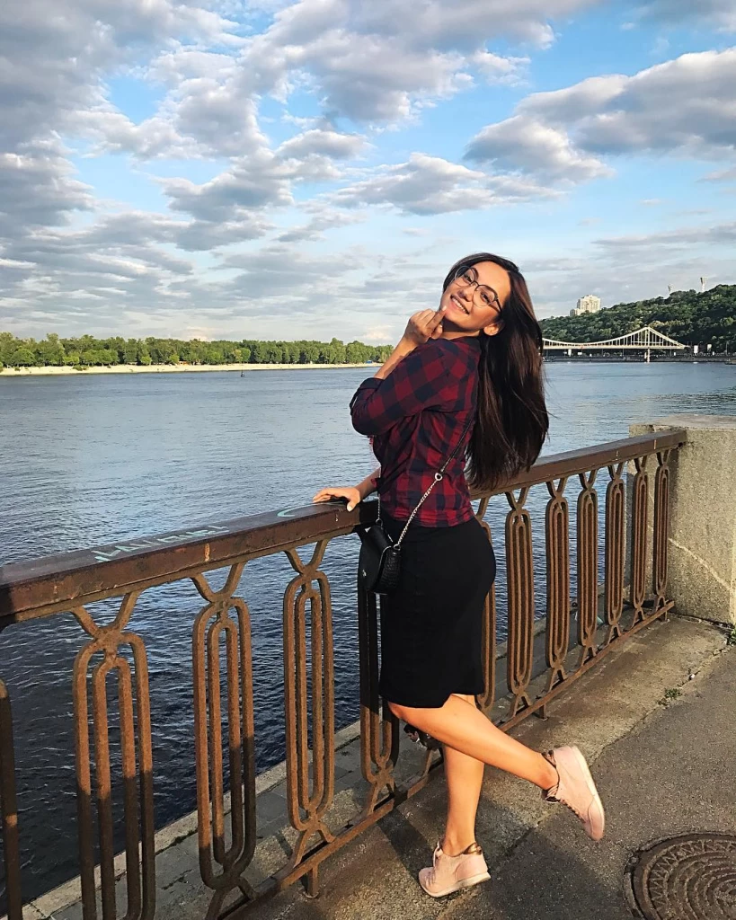 Anna Profile image 3