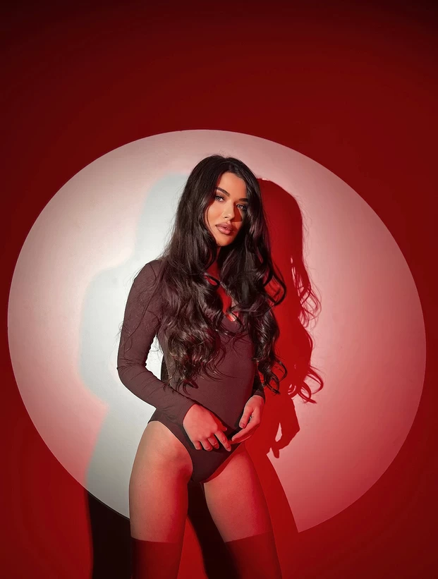 Alina Profile image 3