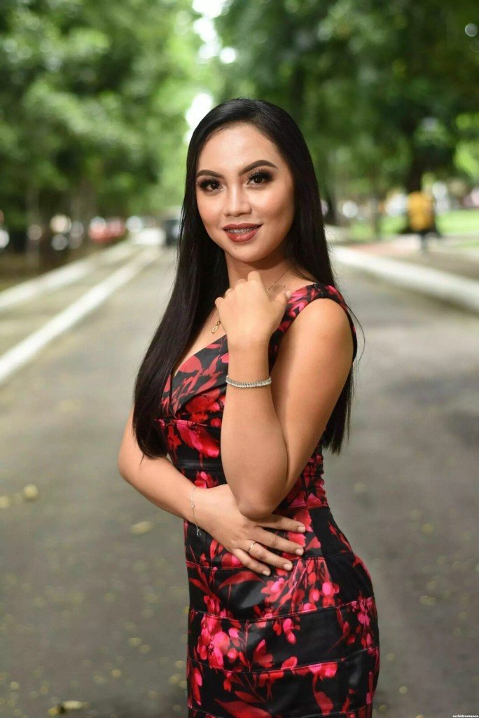 Cay, 40